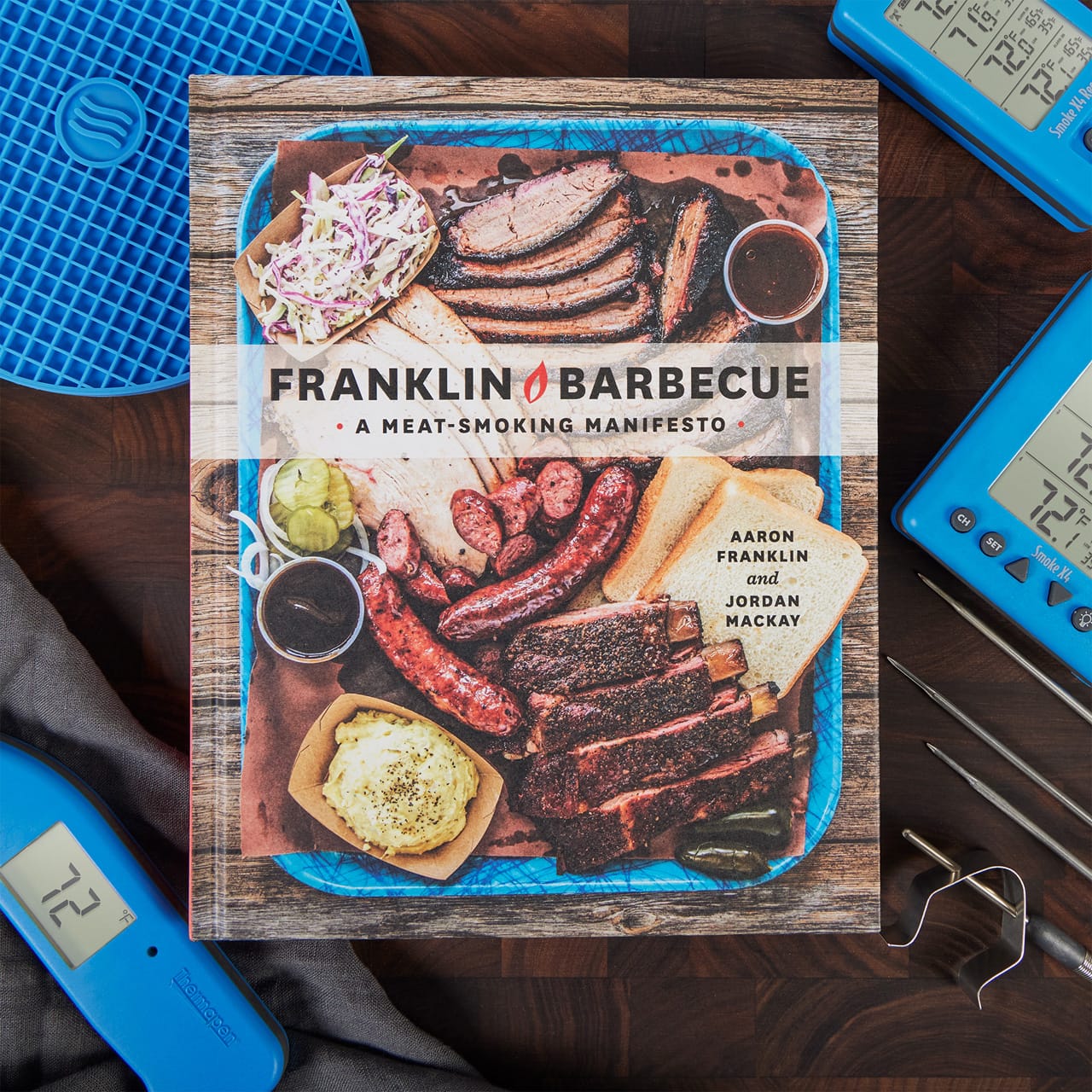 BK-FRANK-franklin-barbecue-a-meat-smoking-manifesto-by-aaron-franklin-g00.jpg